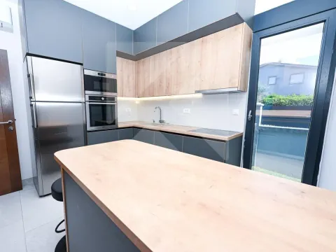 Rent, house, 170m², Dalmatinska ulica, Podgorica - image 11