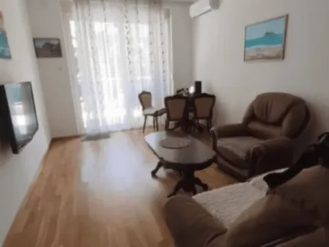 Izdavanje, stan, 55m², Centar, Budva - image 5