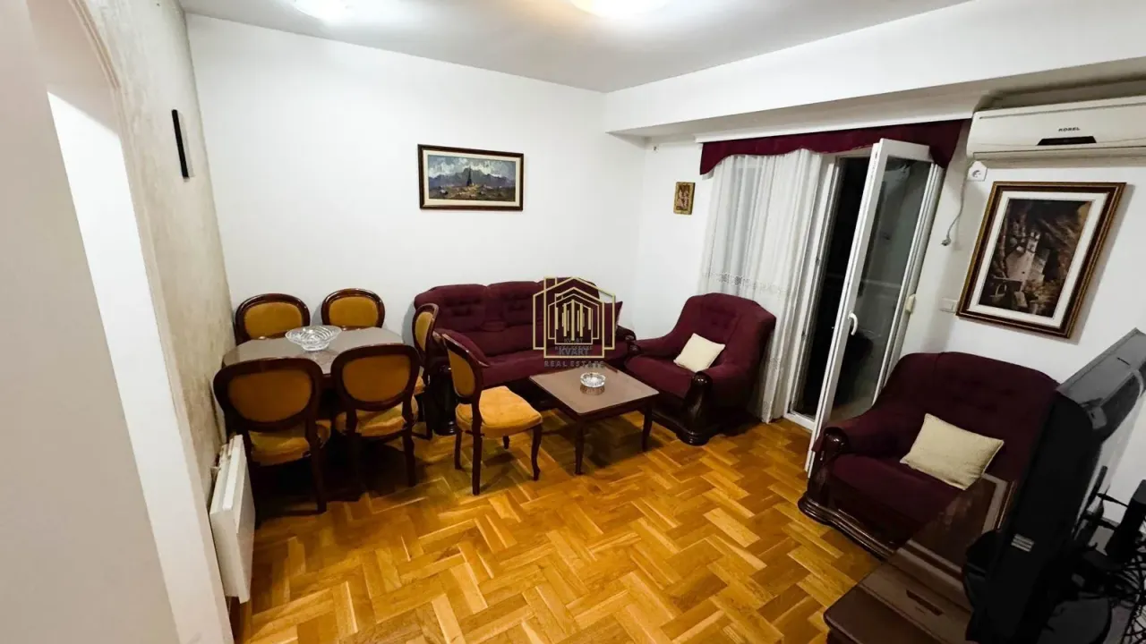 Izdavanje, dvosoban stan, 60m², Blok 9, Podgorica