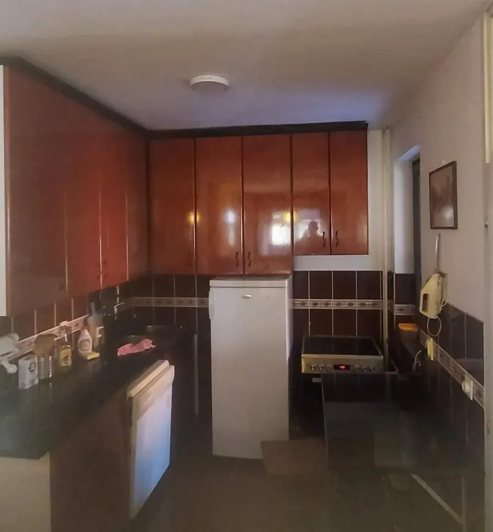 Izdavanje, četvorosoban stan, 120m², Zvezdara Sve Podlokacije, Beograd