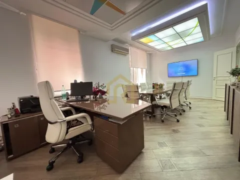 Rent, office space, 95m², Stari Grad, Beograd