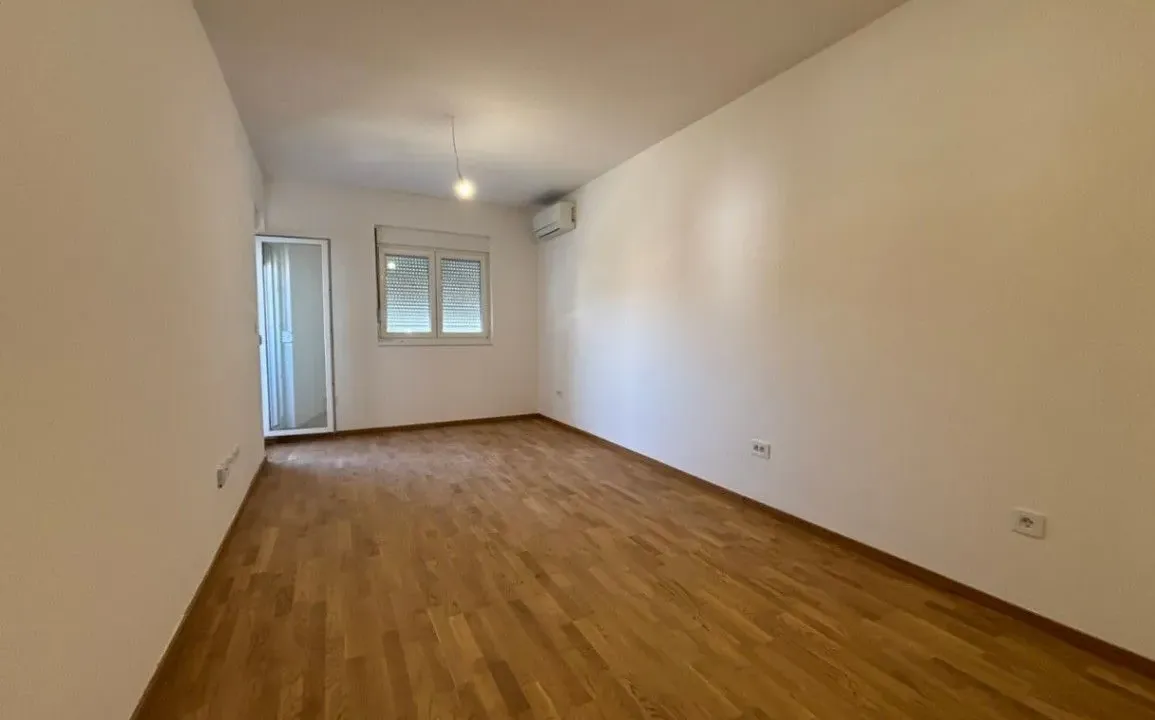 Prodaja, dvosoban stan, 66m², Stari Aerodrom, Podgorica