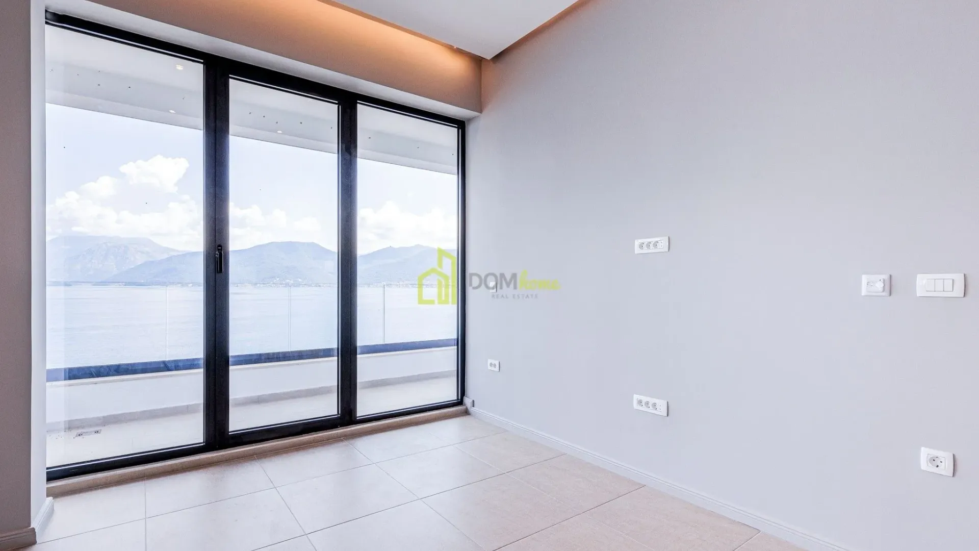 Prodaja, kuća, 315m², Krašići, Tivat