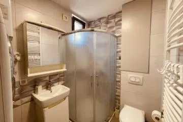 Izdavanje, dvosoban stan, 39m², Banjica, Voždovac Sve Podlokacije - image 8
