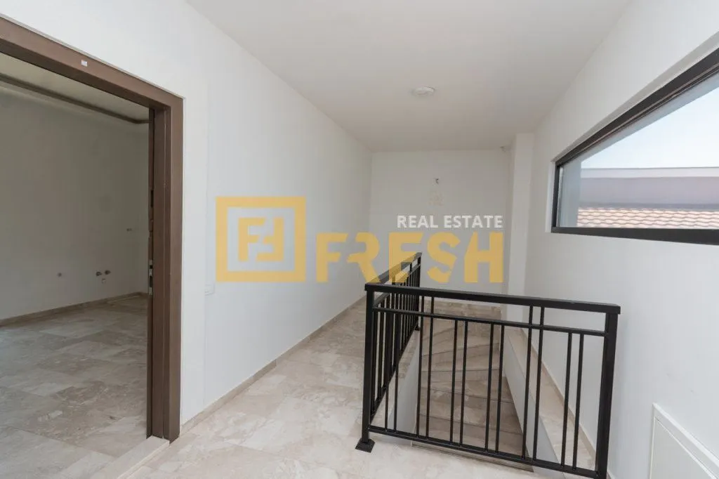 Rent, office space, 500m², Tuzi, Podgorica