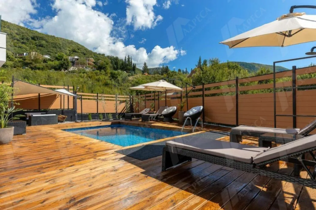 Sale, two bedroom apartment, 75m², Lastva Grbaljska, Kotor