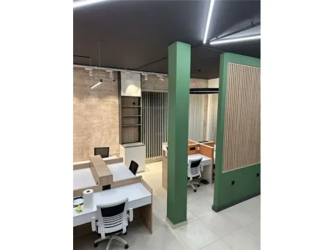 Izdavanje, poslovni prostor, 112m², Niš, Srbija - image 24