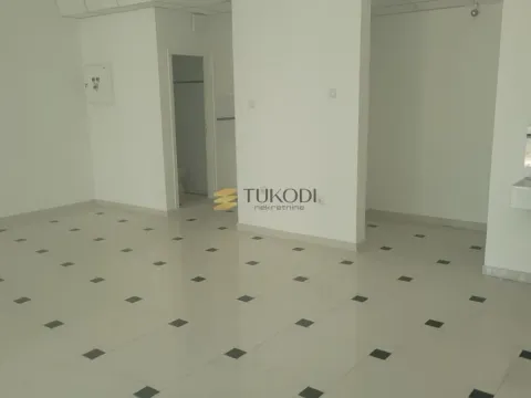 Izdavanje, poslovni prostor, 60m², Novi Beograd Blok 22, Novi Beograd Sve Podlokacije - image 2
