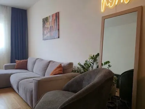 Izdavanje, jednosoban stan, 48m², City Kvart, Podgorica - image 4