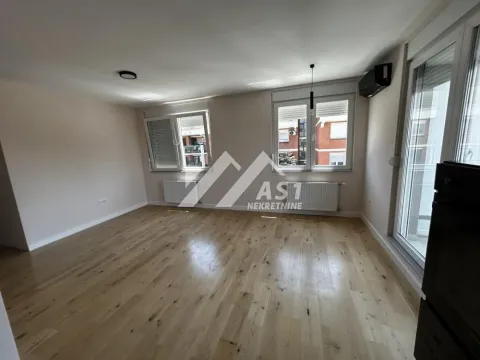 Rent, three bedroom apartment, 60m², Telep, Novi Sad Sve Podlokacije