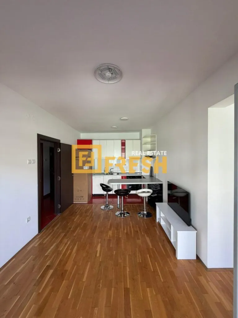 Prodaja, dvosoban stan, 44m², Krivi Most, Podgorica