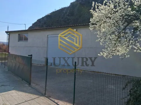 Izdavanje, poslovni prostor, 290m², Spuž, Danilovgrad - image 5