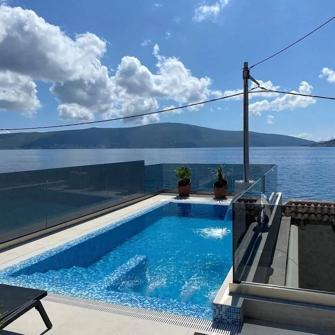 Sale, three bedroom apartment, 140m², Donja Lastva, Tivat