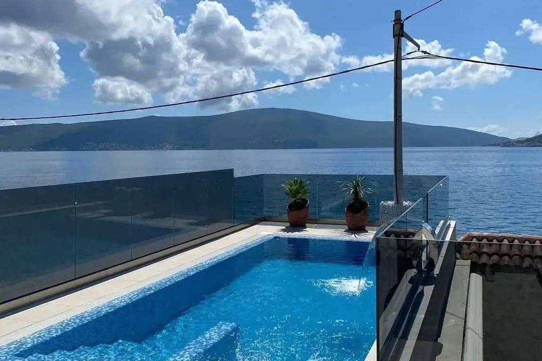 Prodaja, trosoban stan, 140m², Donja Lastva, Tivat