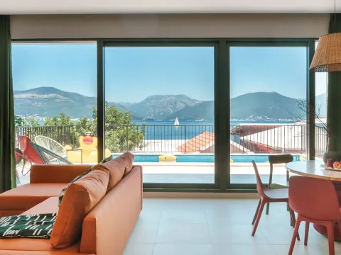 Prodaja, kuća, 200m², Krašići, Tivat - image 1