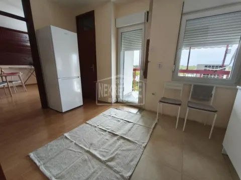 Sale, two bedroom apartment, 60m², Aleksandrovo, Subotica - image 3