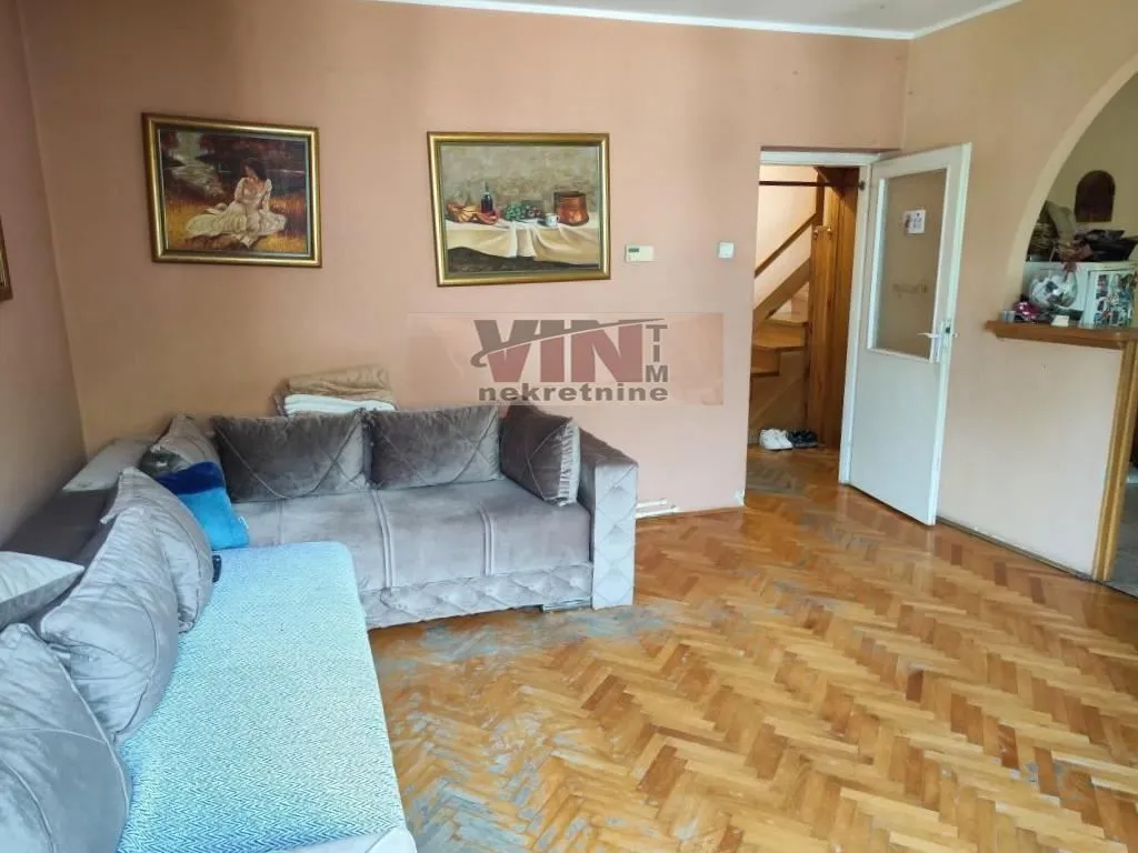 Prodaja, trosoban stan, 71m², Karaburma, Palilula Sve Podlokacije