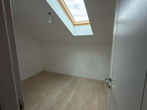 Prodaja, jednosoban stan, 52m², Tološi, Podgorica - image 3