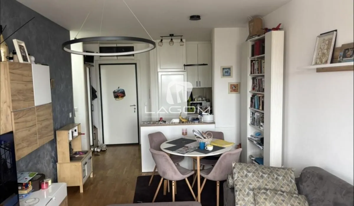 Prodaja, trosoban stan, 68m², Uciteljsko Naselje, Zvezdara Sve Podlokacije