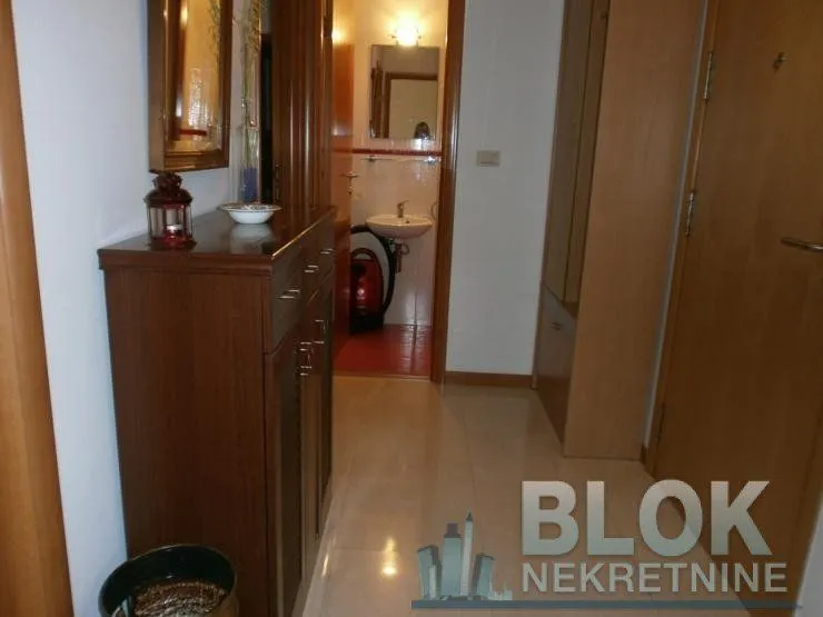 Rent, three bedroom apartment, 90m², Preko Morače, Podgorica