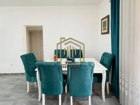 Izdavanje, kuća, 140m², Donji Kokoti, Podgorica - image 16