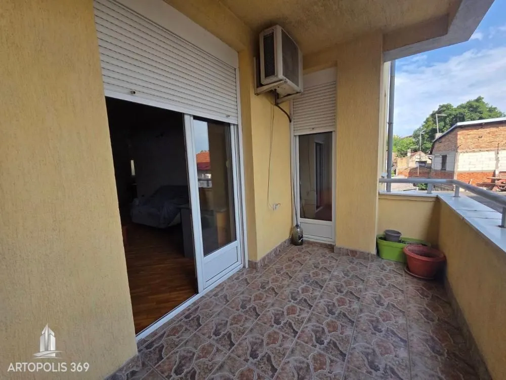 Rent, three bedroom apartment, 83m², Zemun Sve Podlokacije, Beograd