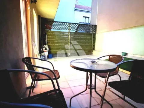 Izdavanje, dvosoban stan, 51m², Uciteljsko Naselje, Zvezdara Sve Podlokacije - image 17