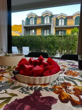 Izdavanje, kuća, 165m², Lastva Grbaljska, Kotor - image 16