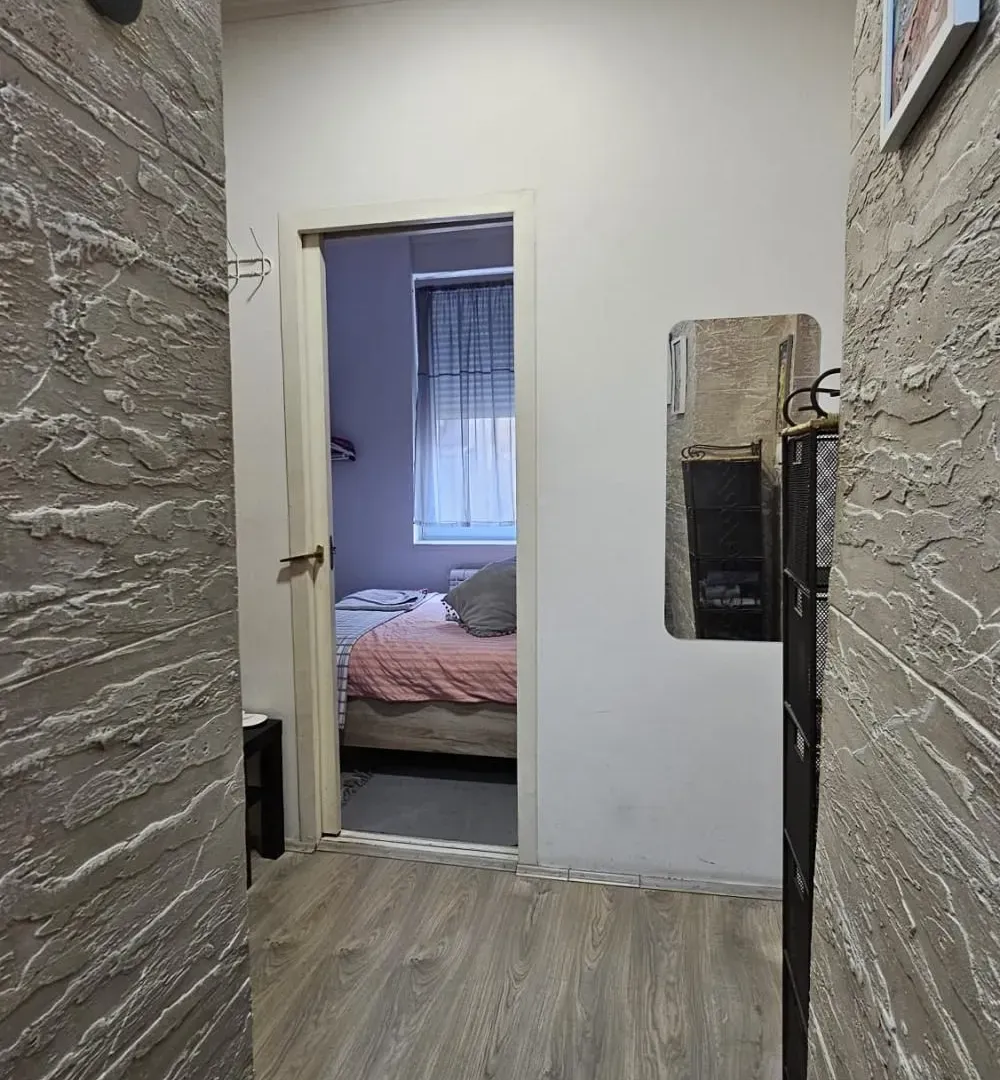 Rent, two bedroom apartment, 38m², Stari Grad, Beograd