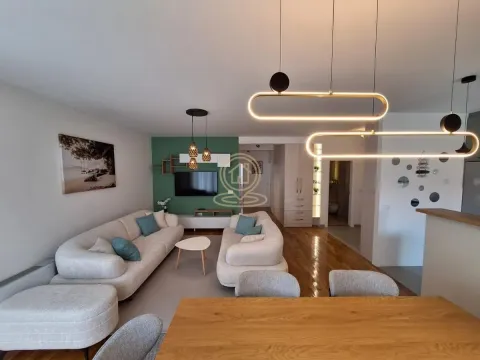 Izdavanje, trosoban stan, 90m², Lekino Brdo, Voždovac Sve Podlokacije - image 12