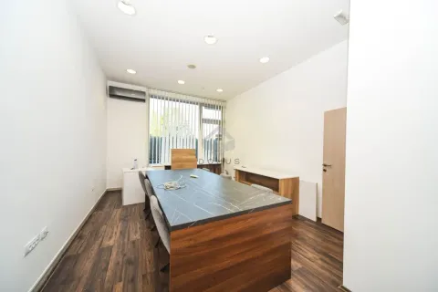 Rent, office space, 102m², City Kvart, Podgorica - image 8