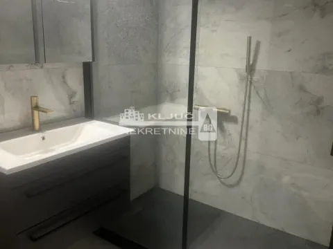 Izdavanje, dvosoban stan, 68m², Kalenić Pijaca, Vračar Sve Podlokacije - image 8