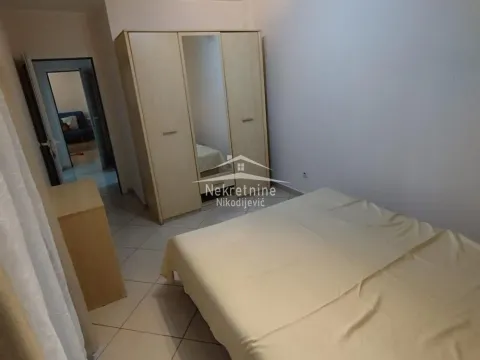 Izdavanje, trosoban stan, 70m², Šumice, Beograd - image 9
