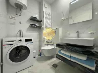 Izdavanje, jednosoban stan, 54m², Central Point, Podgorica - image 14