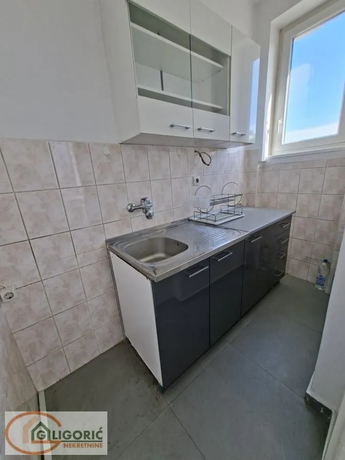 Sale, two bedroom apartment, 68m², Stari Grad, Beograd