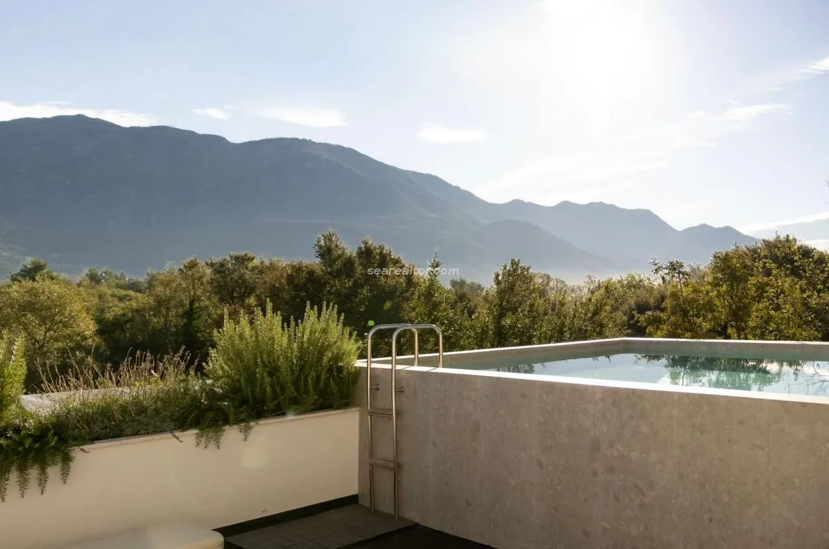 Prodaja, jednosoban stan, 103m², Tivat, Crna Gora