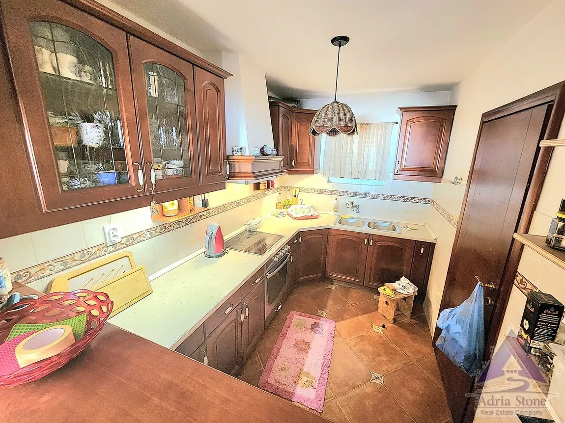 Prodaja, trosoban stan, 83m², Gospoština, Budva