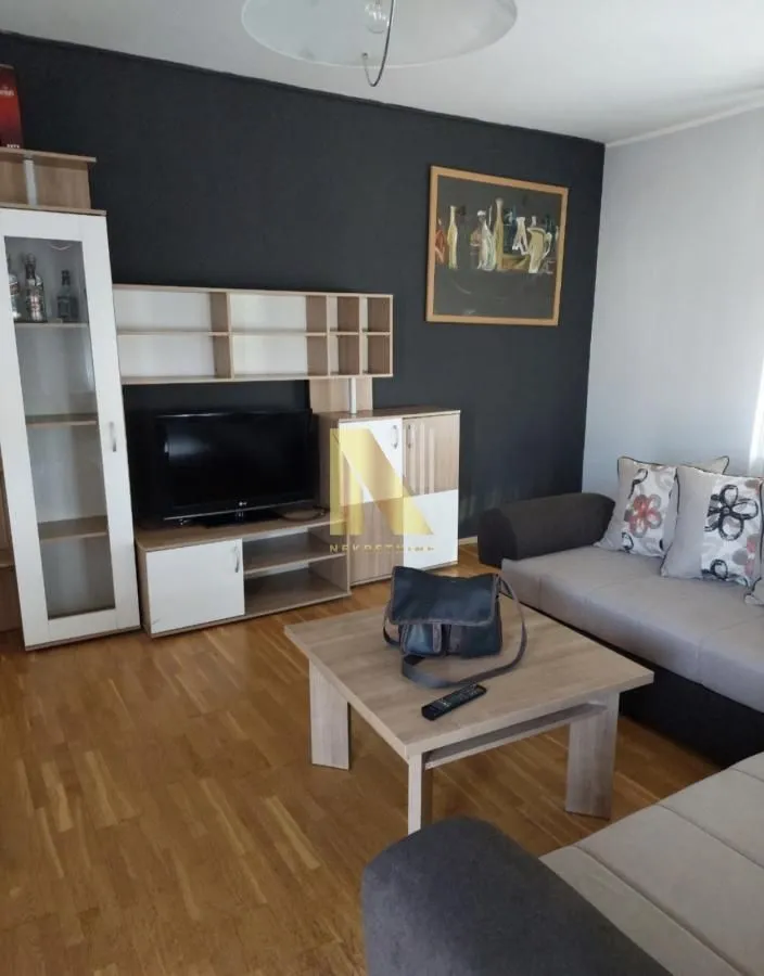 Prodaja, trosoban stan, 76m², Nova Detelinara, Novi Sad Sve Podlokacije