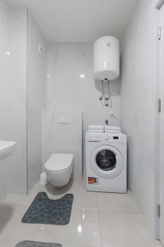Izdavanje, jednosoban stan, 57m², Bečići, Budva - image 17