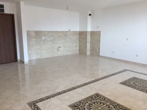 Sale, two bedroom apartment, 103m², Bečići, Budva - image 8