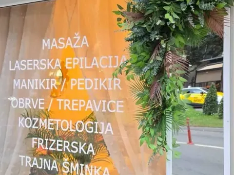 Prodaja, poslovni prostor, 130m², Centar, Podgorica - image 4