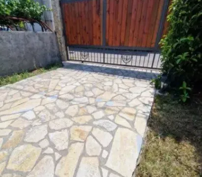 Izdavanje, kuća, 94m², Masline, Podgorica - image 8