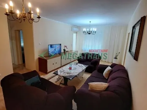 Izdavanje, trosoban stan, 68m2, Grbavica, Novi Sad, Novi Sad Izdavanje, trosoban stan, 68m2, Grbavica, Novi Sad, Novi Sad