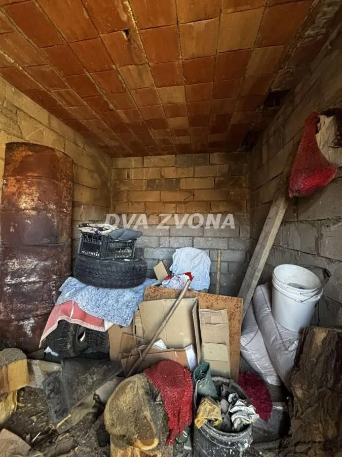 Prodaja, kuća, 173m², Čortanovci, Inđija