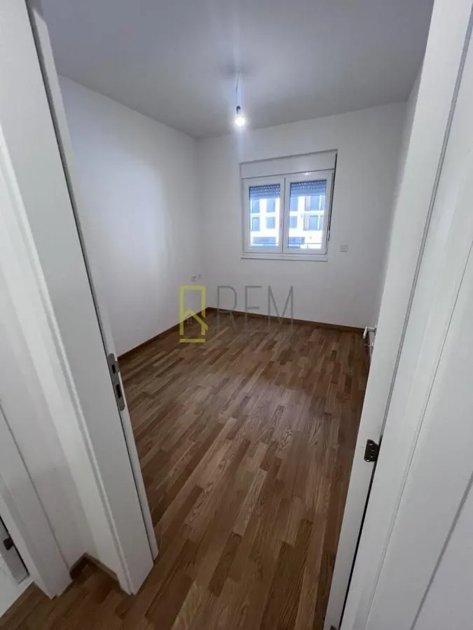 Rent, one bedroom apartment, 46m², Stari Aerodrom, Podgorica