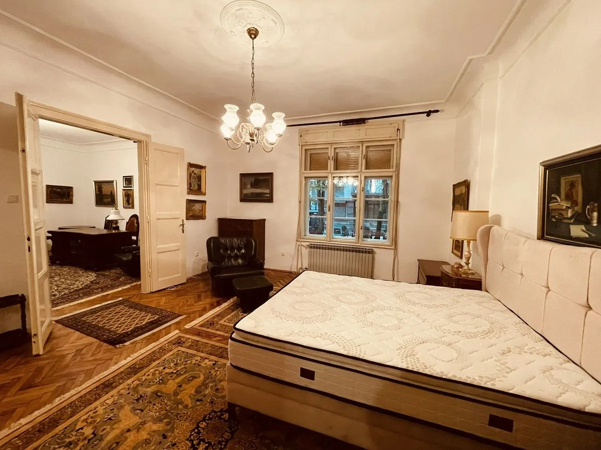 Rent, four bedroom apartment, 139m², Stari Grad, Beograd