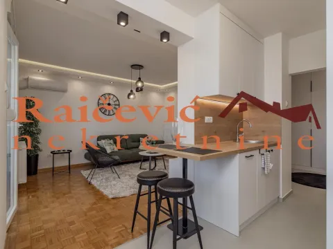 Rent, one bedroom apartment, 50m², Autokomanda, Voždovac Sve Podlokacije - image 9