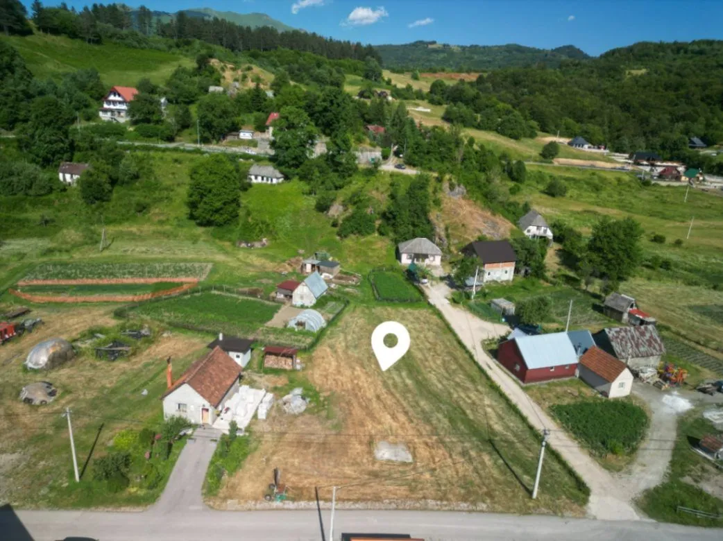 Prodaja, plac, 2000m², Centar, Kolašin