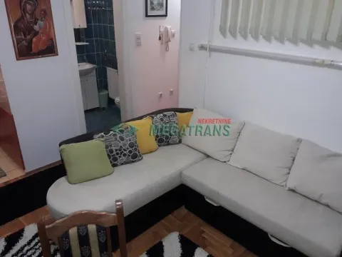 Izdavanje, jednosoban stan, 32m², Grbavica, Novi Sad Sve Podlokacije - image 3
