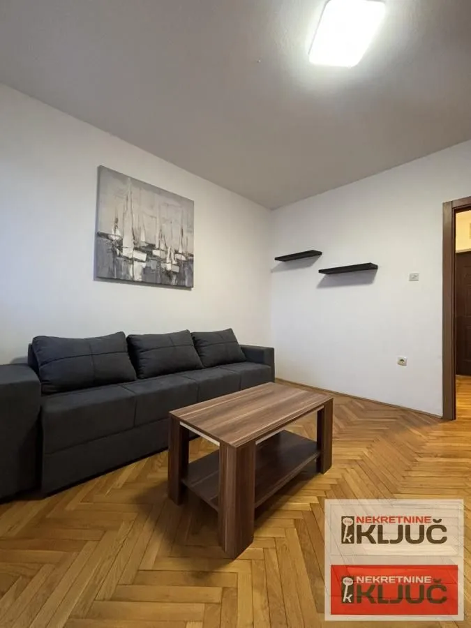 Izdavanje, garsonjera, 26m², Novo naselje, Novi Sad